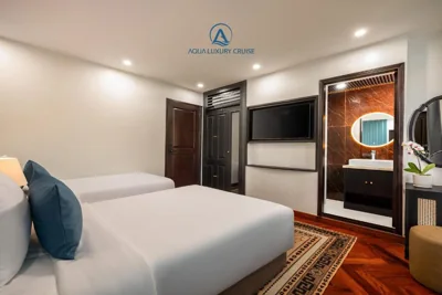 带阳台的豪华双人床或双床房 — Aqua Lux Lan Ha Bay Cruise